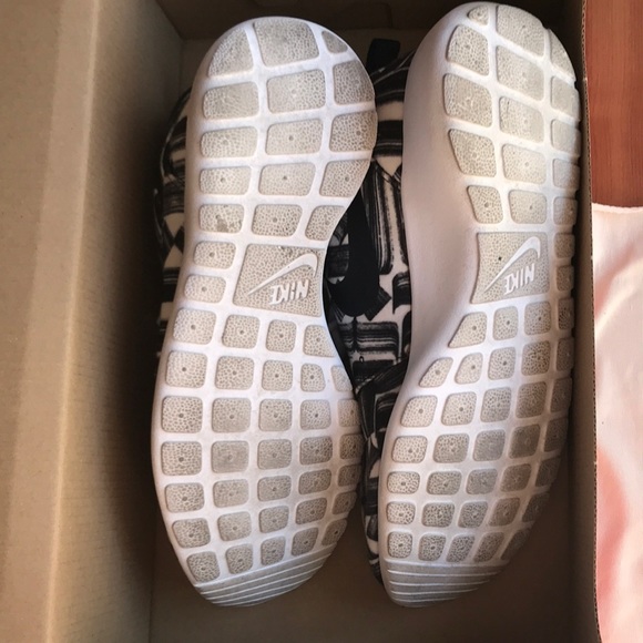 Nike Roshe One Print - Picture 6 of 8